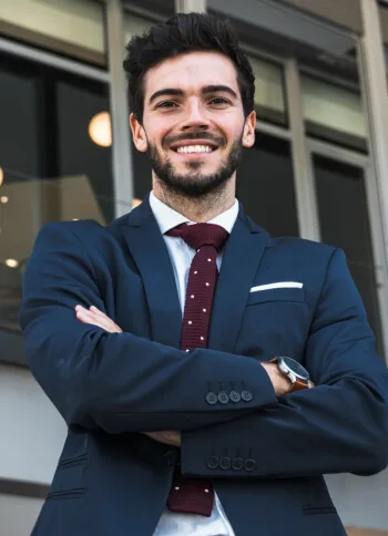 Our Financial Experts The Team  Member Solution. - 28圈APP