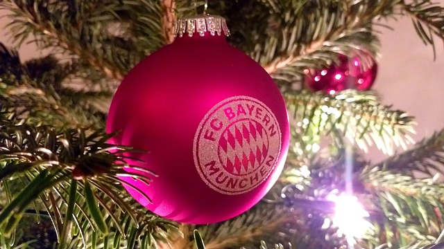 两人都曾因 两人都曾因